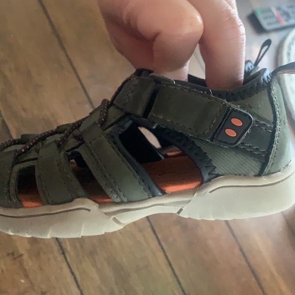 Eddie Bauer play/water shoes for baby boy - Picture 8 of 9